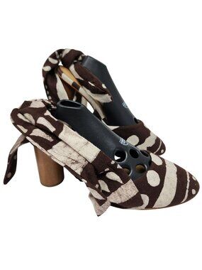 Shekudo Handmade Brown & White Heeled Mules W/ Wrap Ties Size 9.5